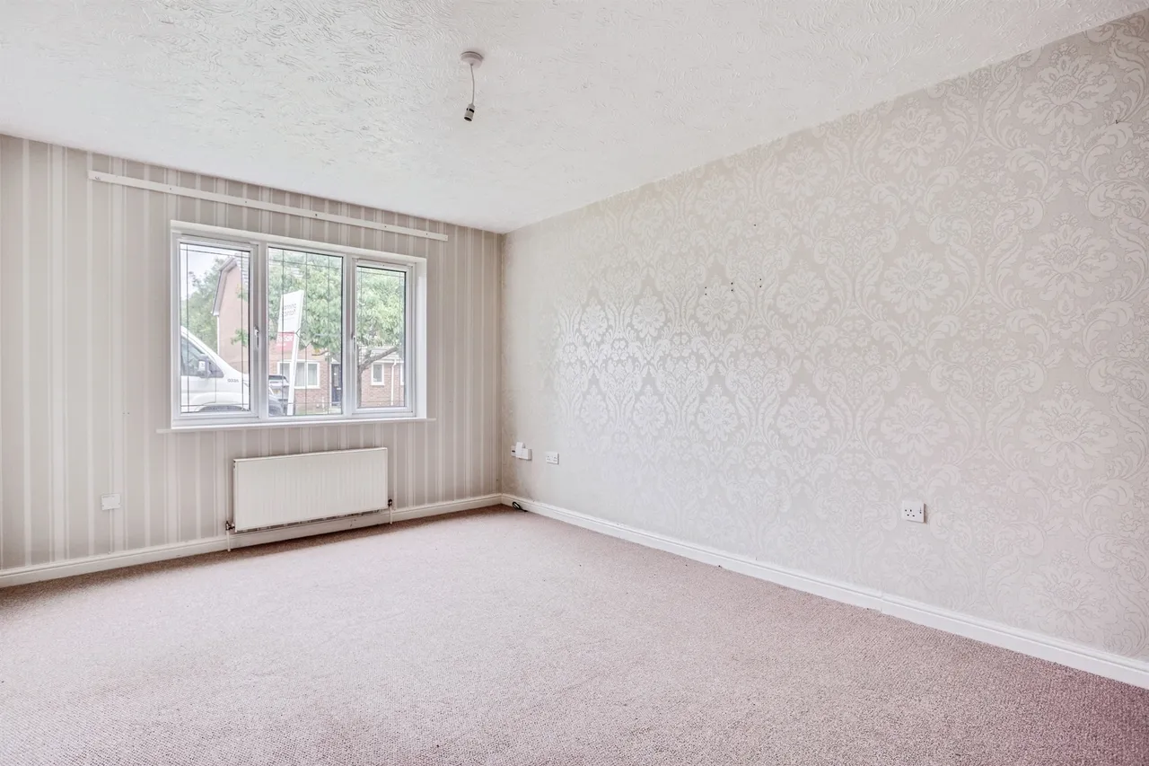 Briary Close, Wakefield, photo 7
