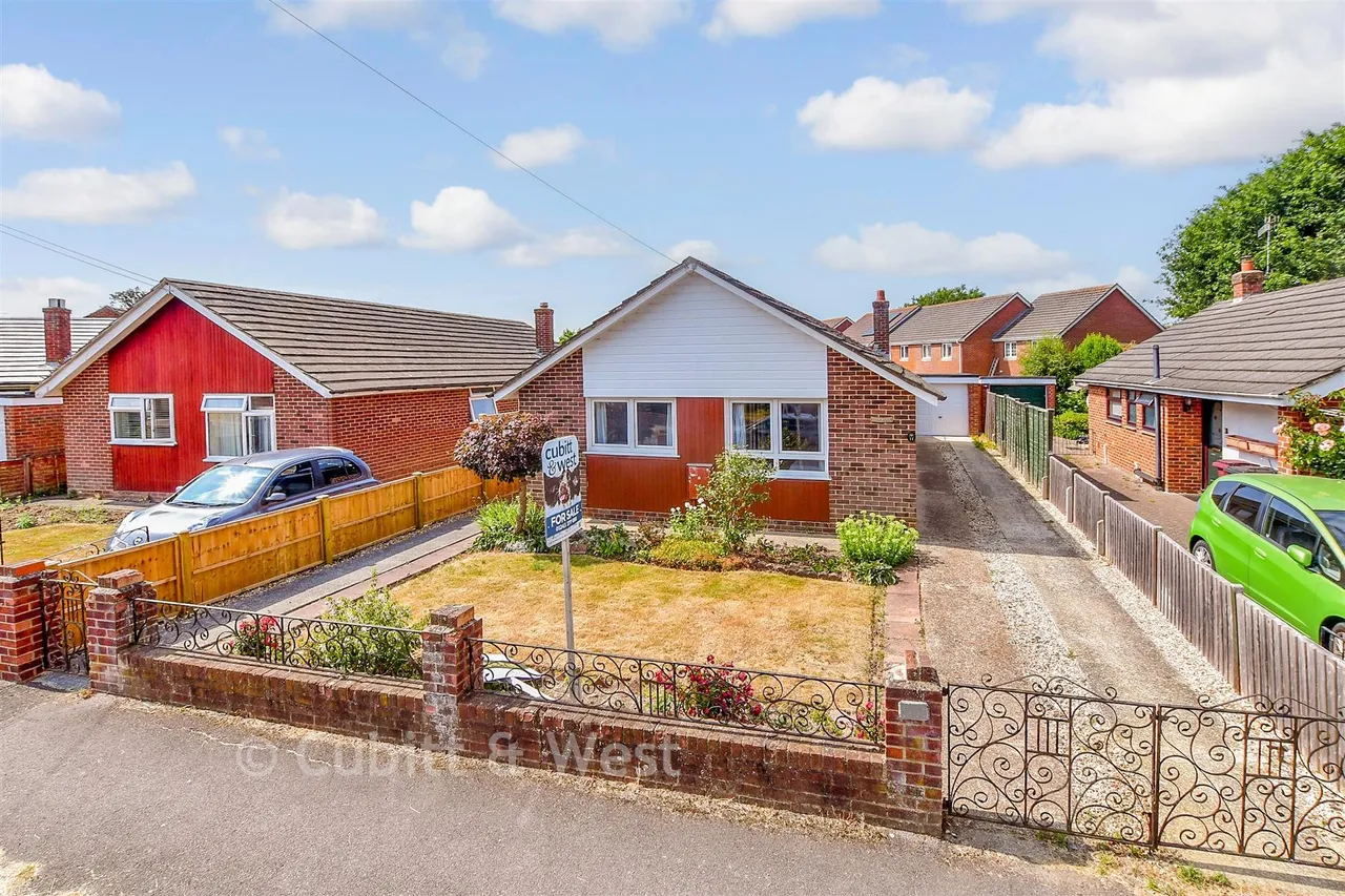 3 bed house for sale, Orchard Lane, Emsworth, PO10