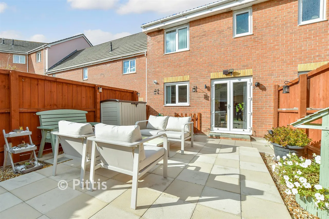Snowberry Road, Newport, PO30, photo 12
