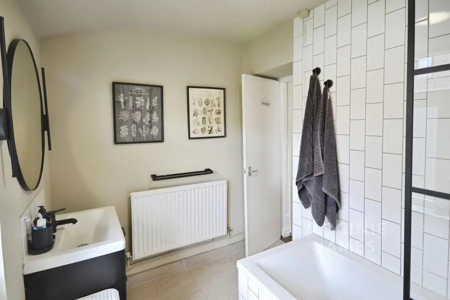 Diamond Street, Adamsdown, CF24, photo 21