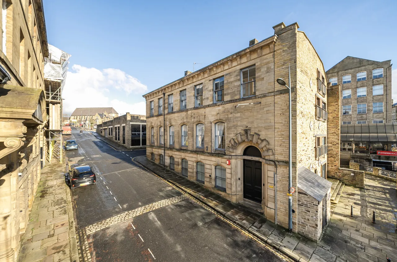 1 bed flat for sale, Burnett Street, Bradford, BD1