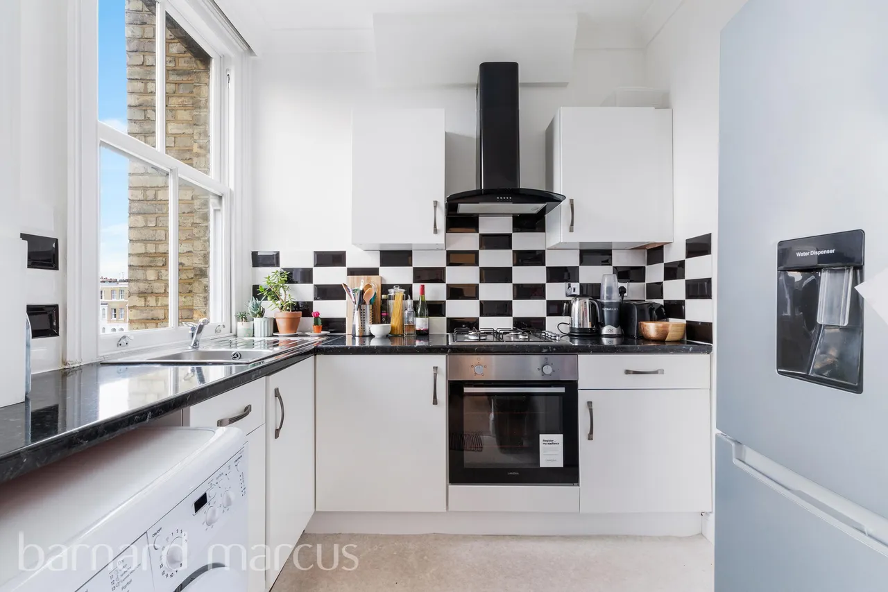 1 bed flat to rent, Westcroft Square, London, W6