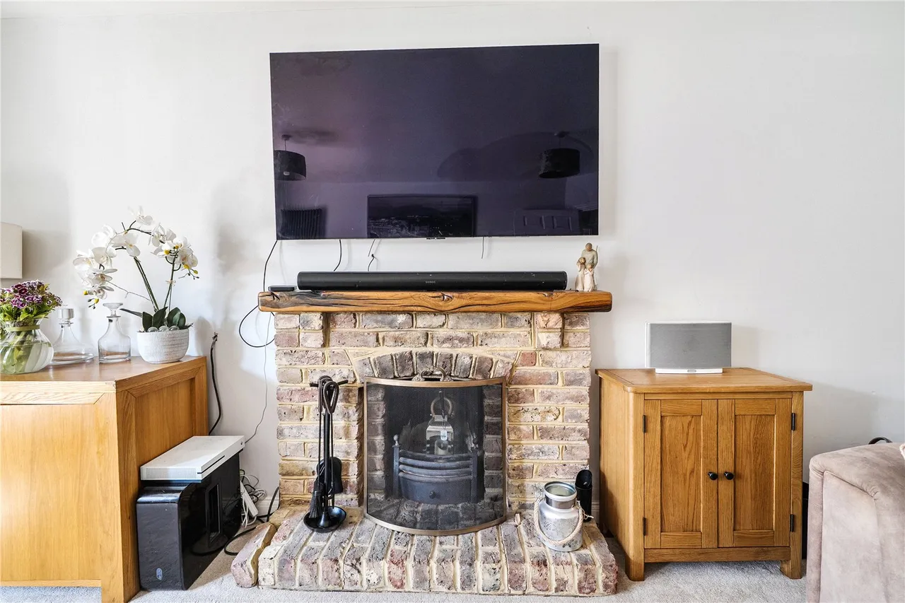 Athoke Croft, Hook, Hampshire, RG27 9UE, photo 15