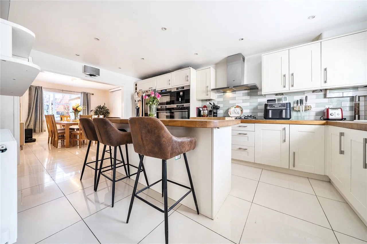 Athoke Croft, Hook, Hampshire, RG27 9UE, photo 7