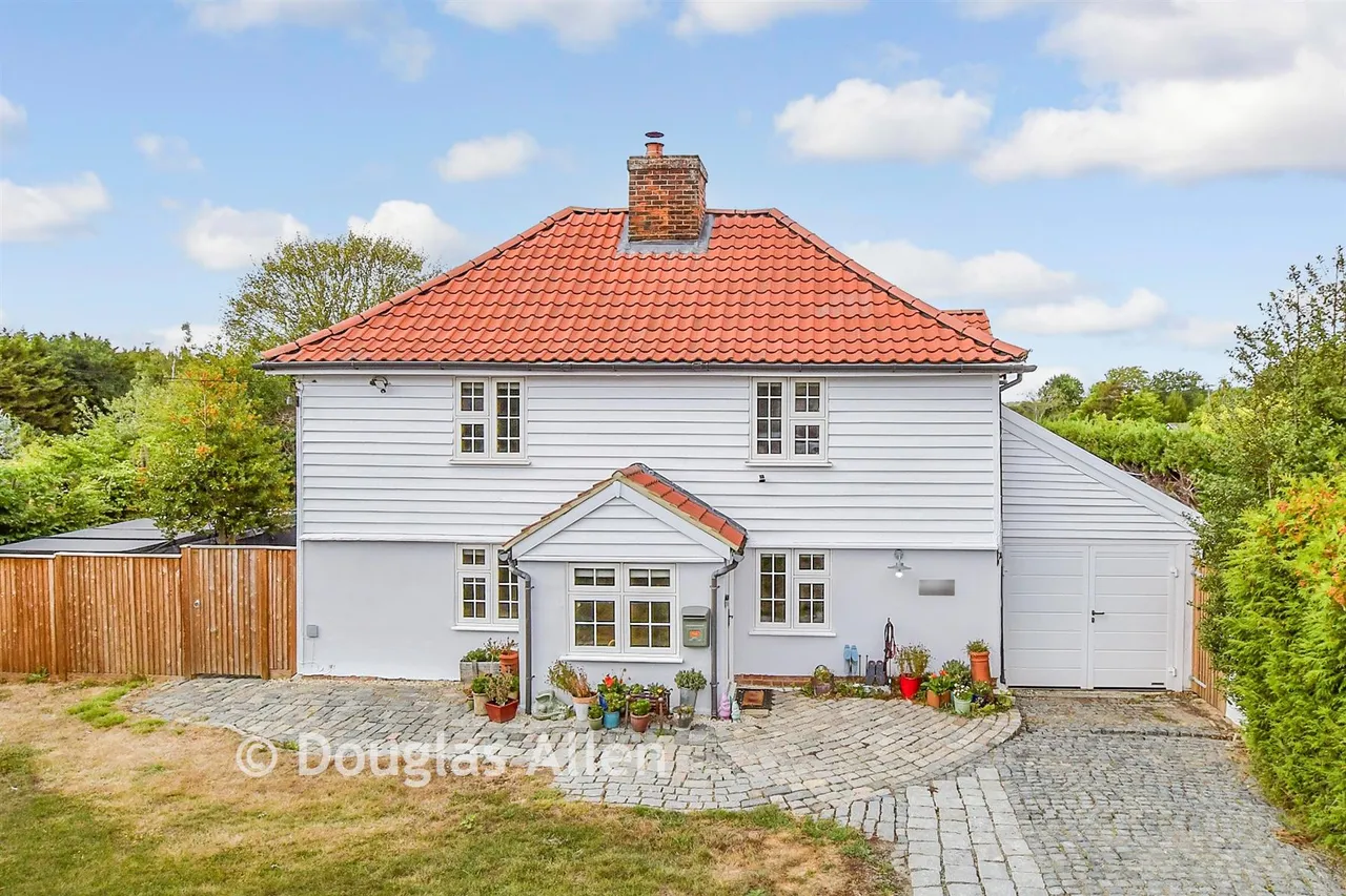 Bumbles Green, Nazeing, EN9, photo 17