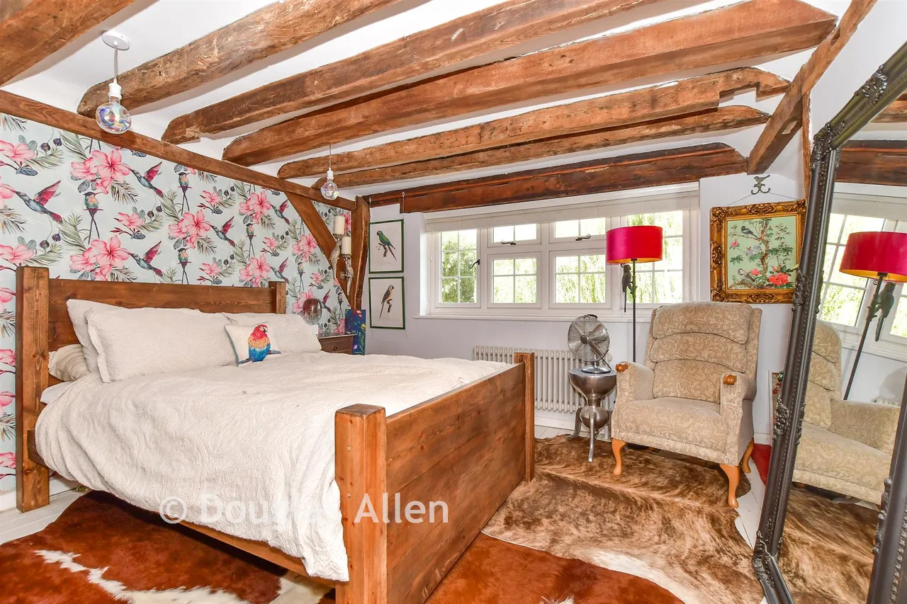 Bumbles Green, Nazeing, EN9, photo 8