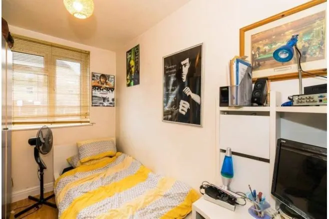 Watford Way, London, NW4, photo 7