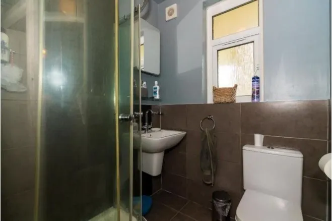 Watford Way, London, NW4, photo 6