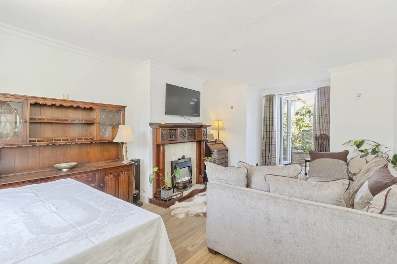 Overpark Avenue, Leicester, photo 8