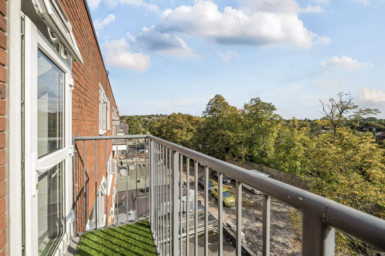 20 Lisle Court, Cricklewood Lane, London, photo 6