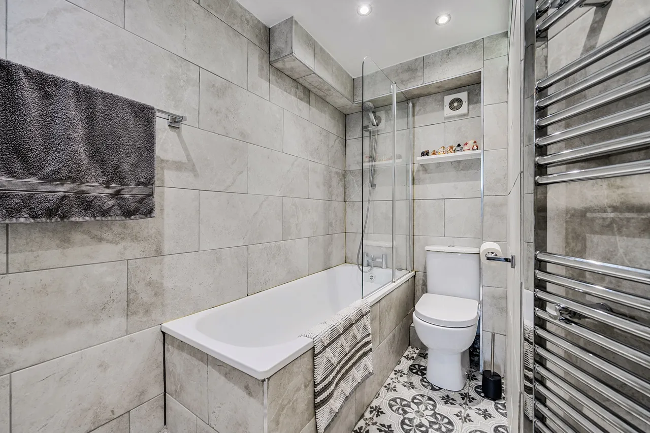 20 Lisle Court, Cricklewood Lane, London, photo 10