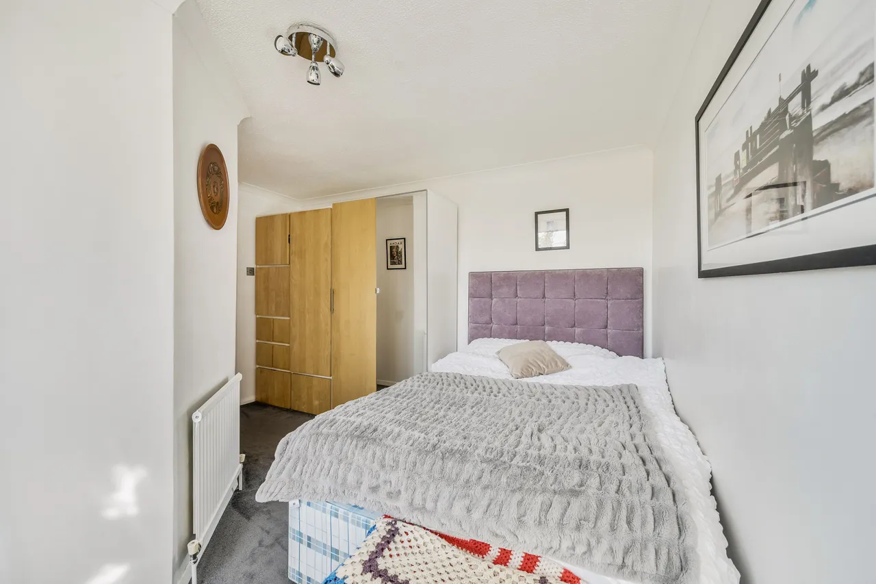 20 Lisle Court, Cricklewood Lane, London, photo 3