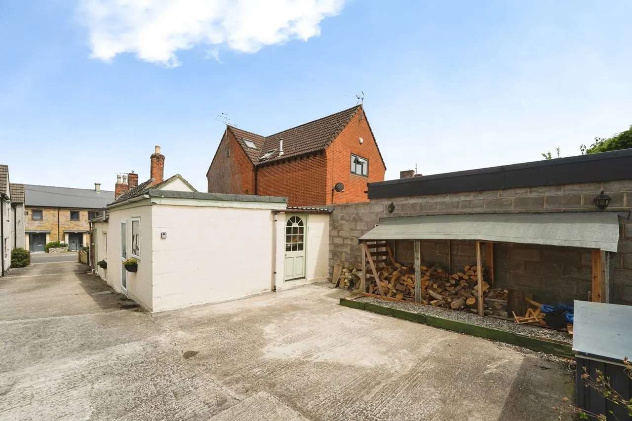 Chapel Street, Cam, GL11, photo 16