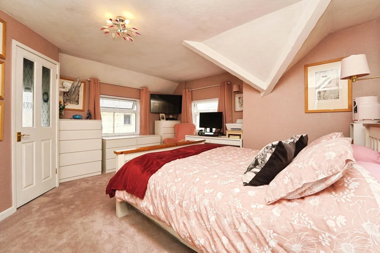 Chapel Street, Cam, GL11, photo 11