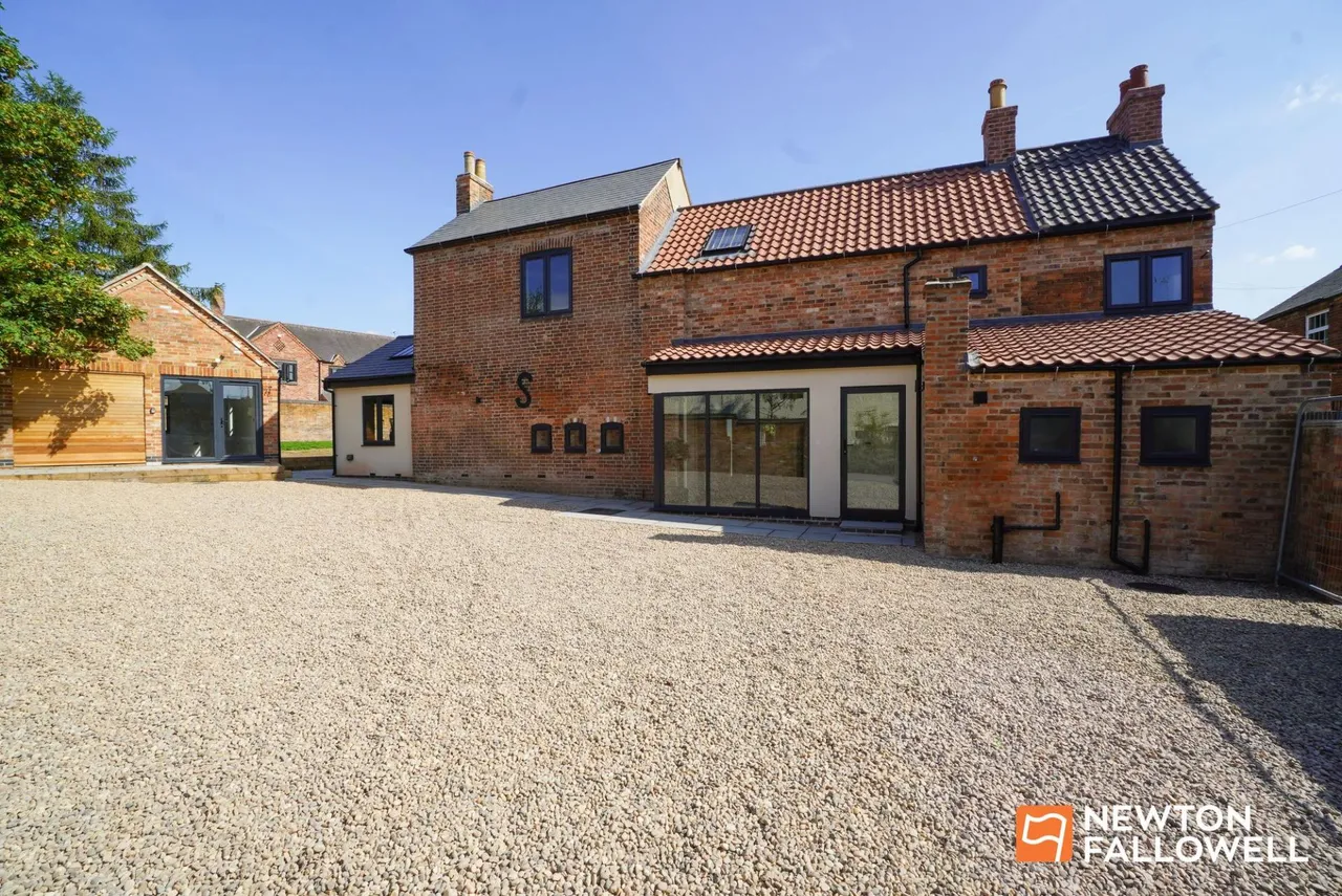 4 bed house for sale, The Nook, East Leake, LE12