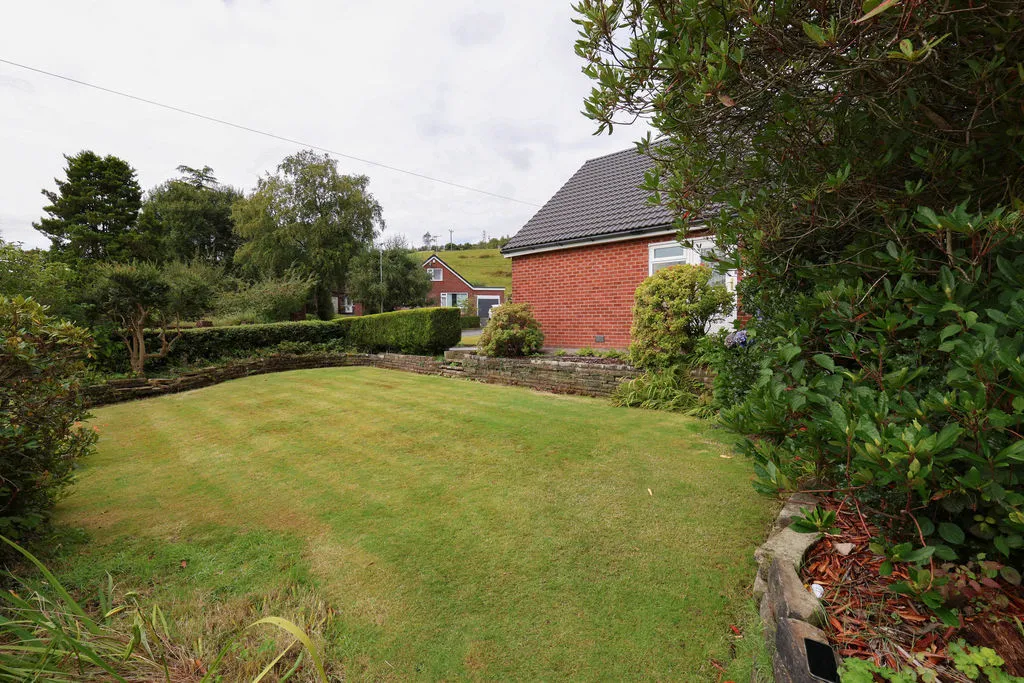 The Hedgerows Whitworth, Rochdale OL12 8AW, photo 25