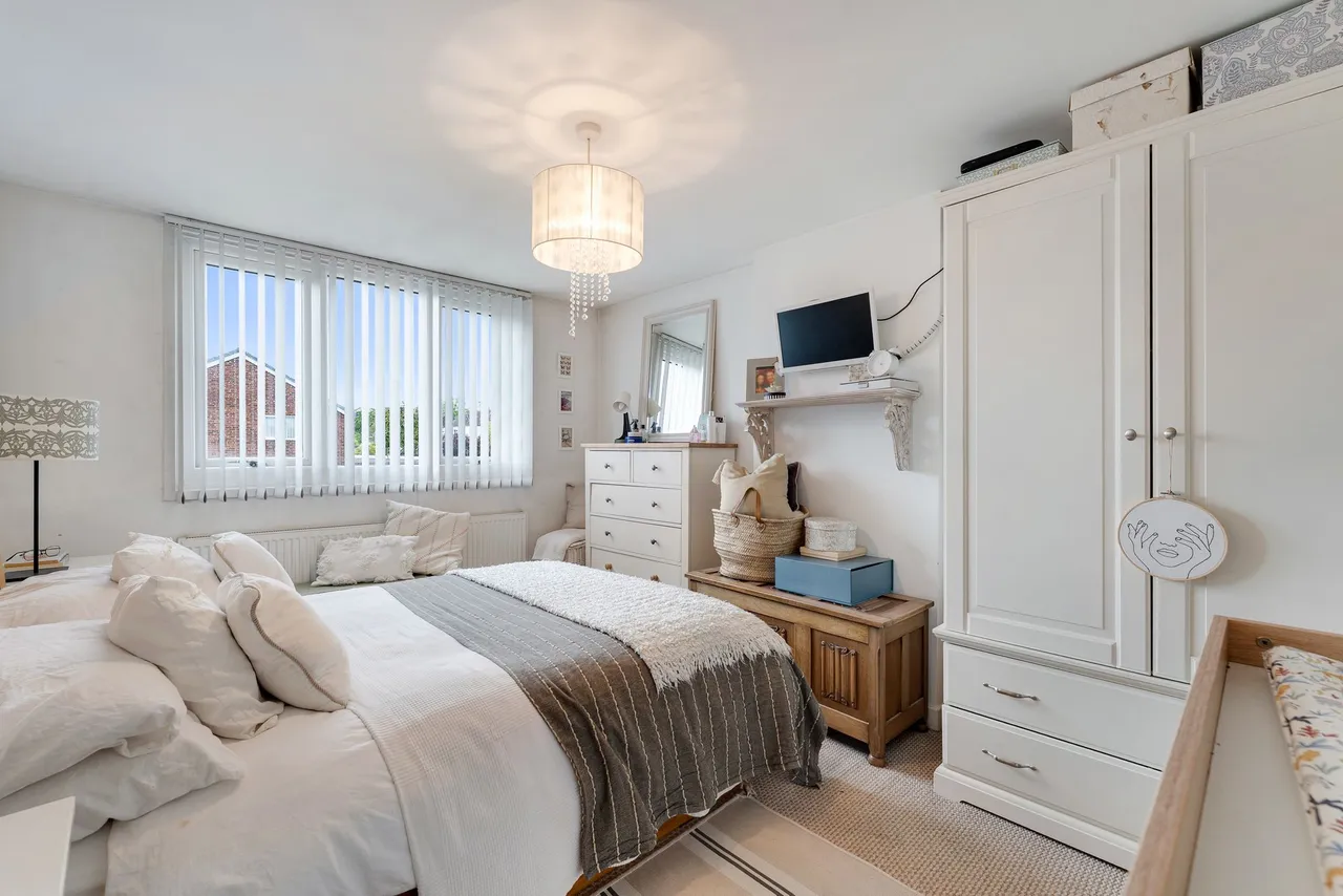Sandiway Avenue, Widnes, Widnes, WA8 8LE, photo 12