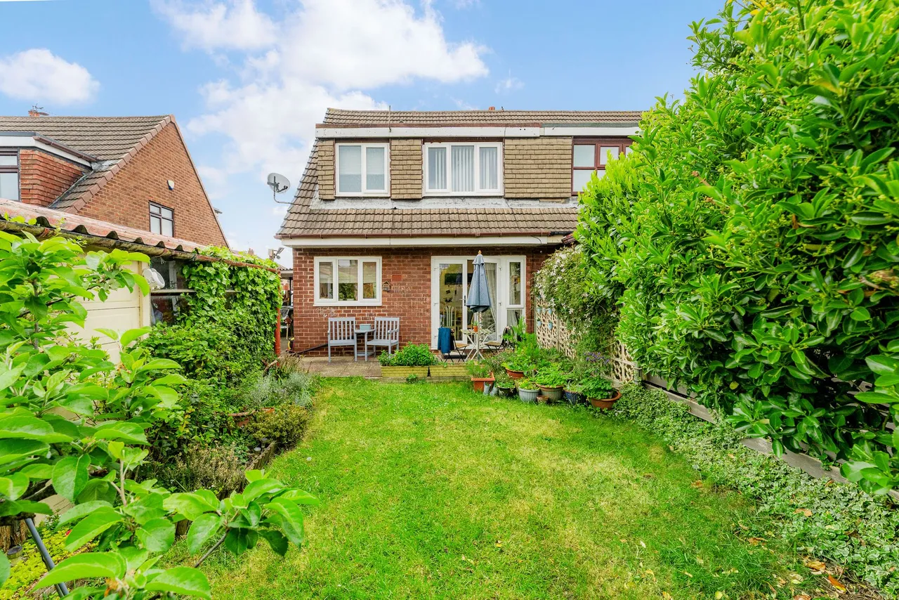 Sandiway Avenue, Widnes, Widnes, WA8 8LE, photo 25