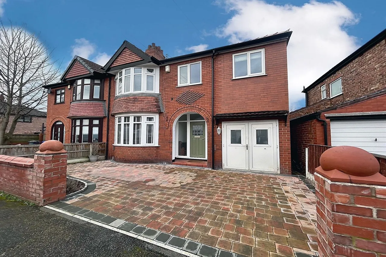 4 bed house for sale, Mellington Avenue, Manchester
