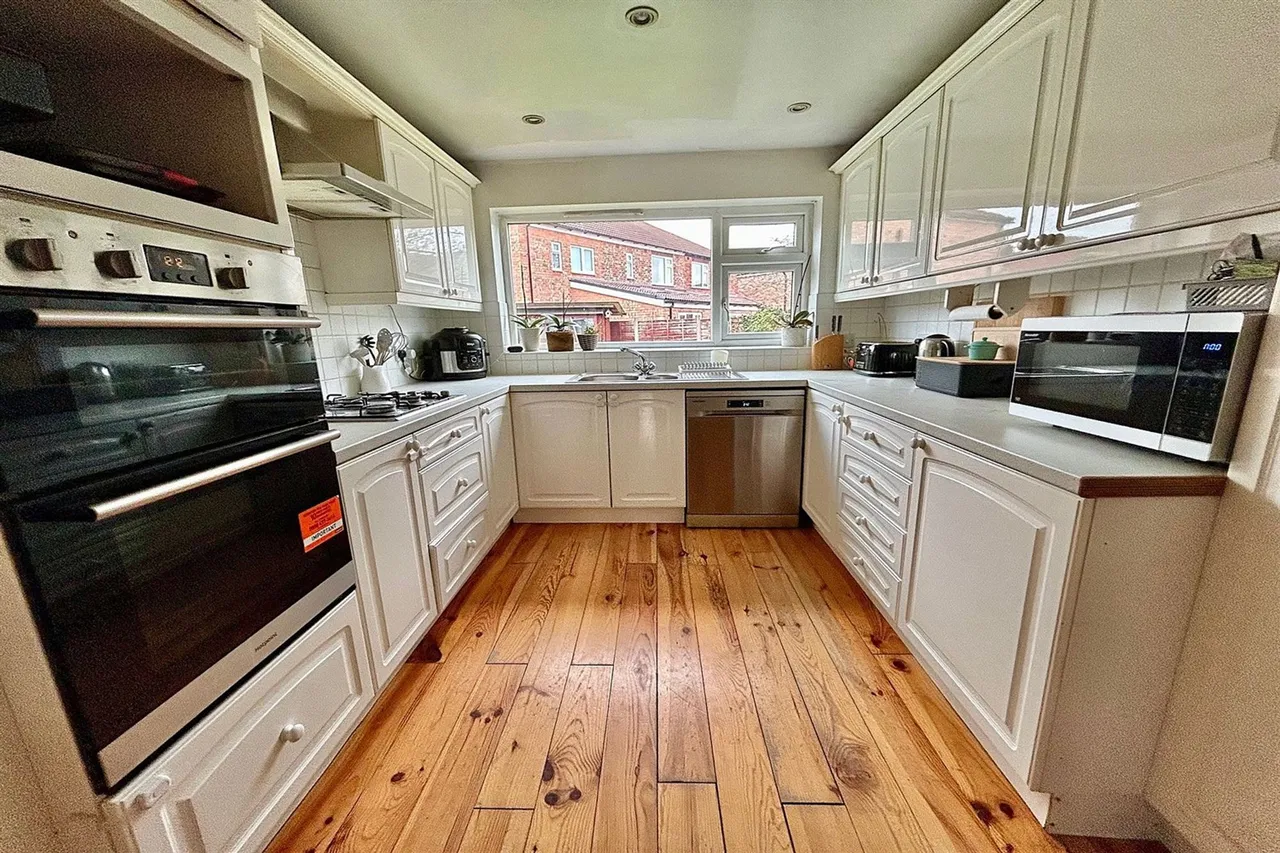 Mellington Avenue, Manchester, photo 9