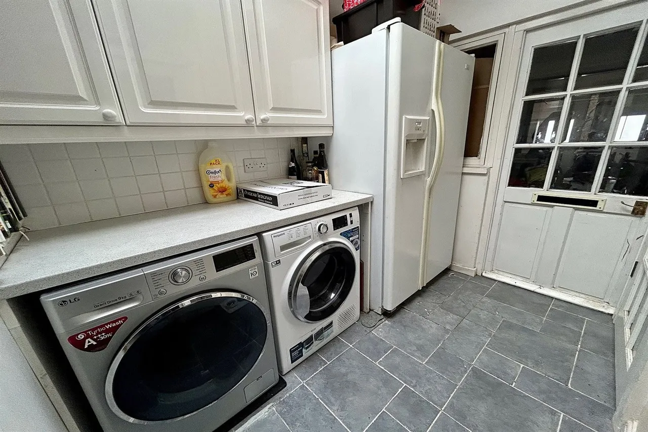 Mellington Avenue, Manchester, photo 12
