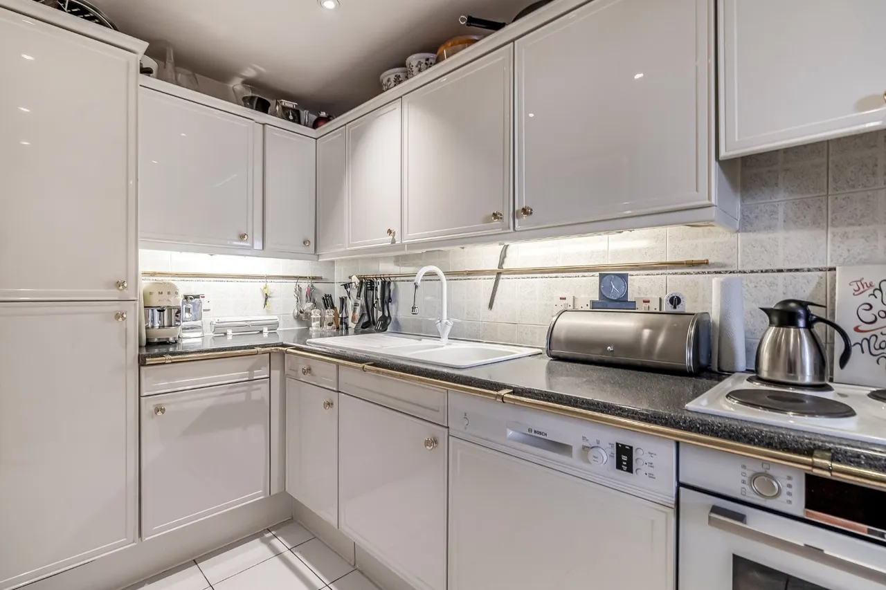 Blazer Court, St Johns Wood, NW8, photo 7
