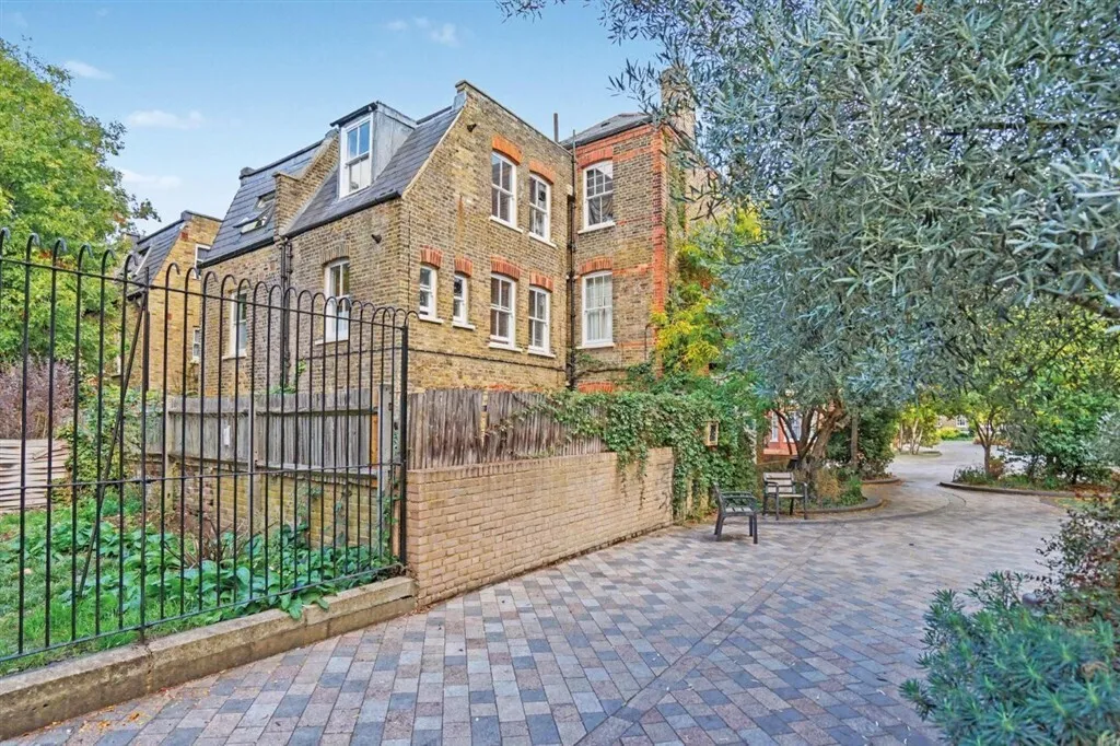 Morat Street, Stockwell, SW9, photo 8
