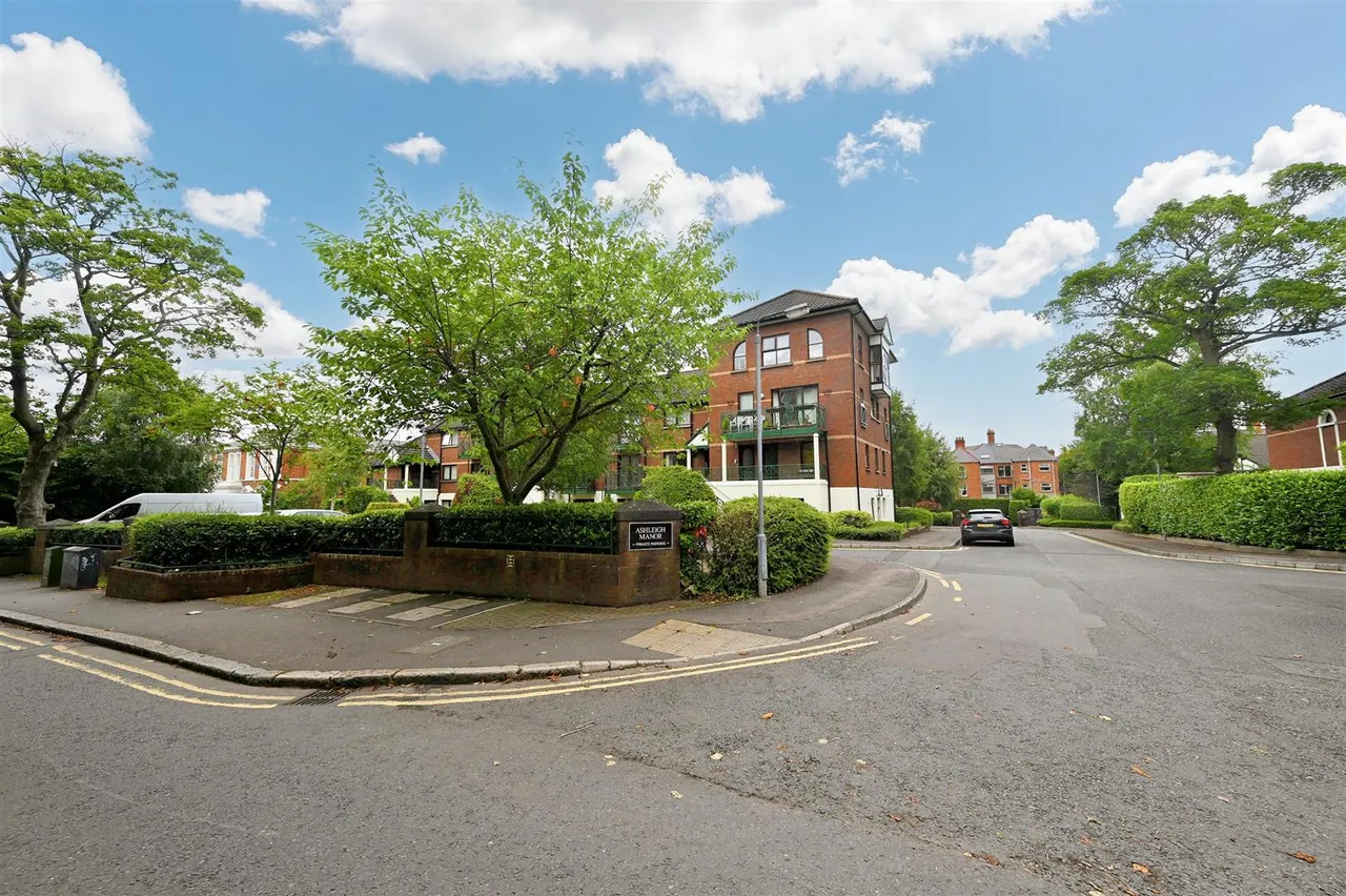2 bed flat to rent, Ashleigh Manor, Belfast, BT9
