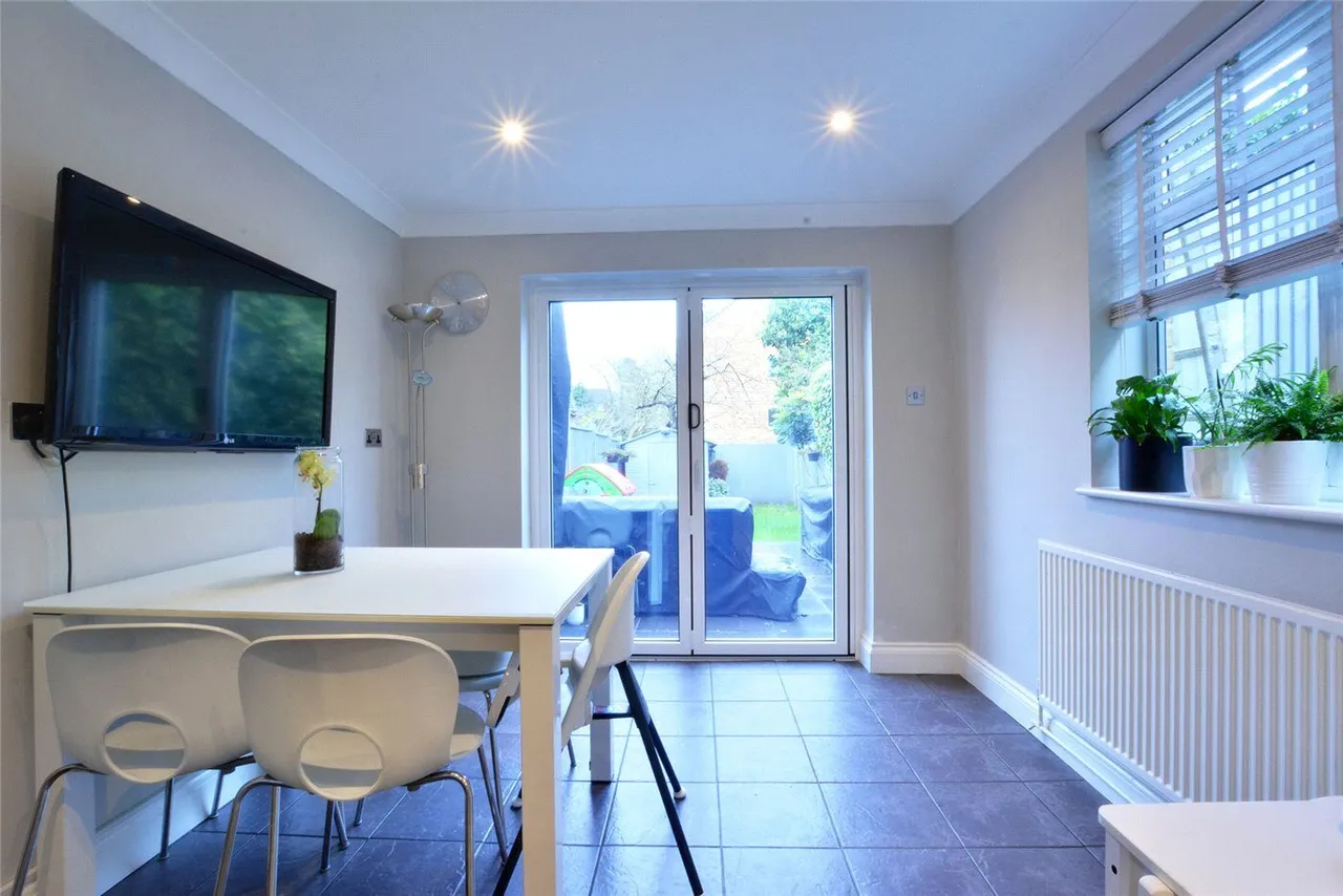 Plum Lane, London, SE18, photo 3