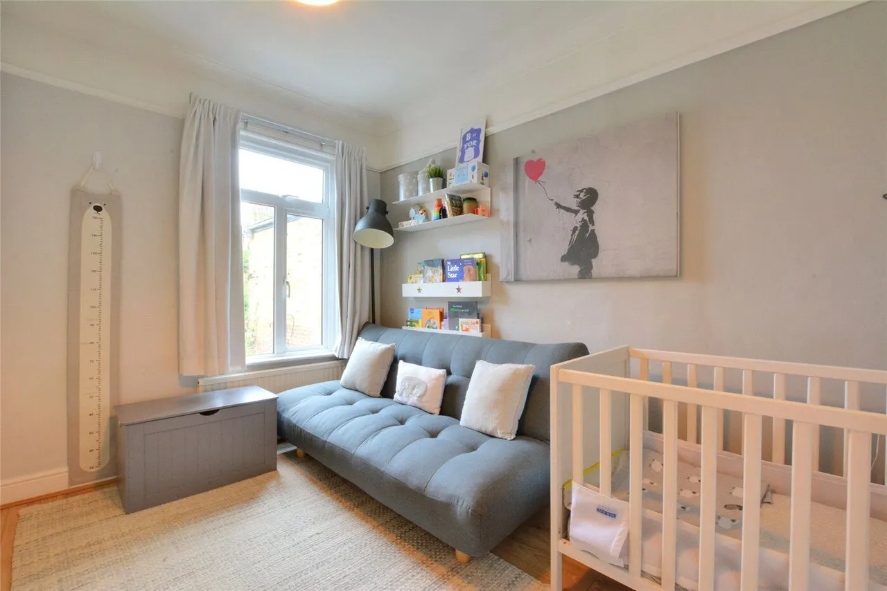 Plum Lane, London, SE18, photo 13