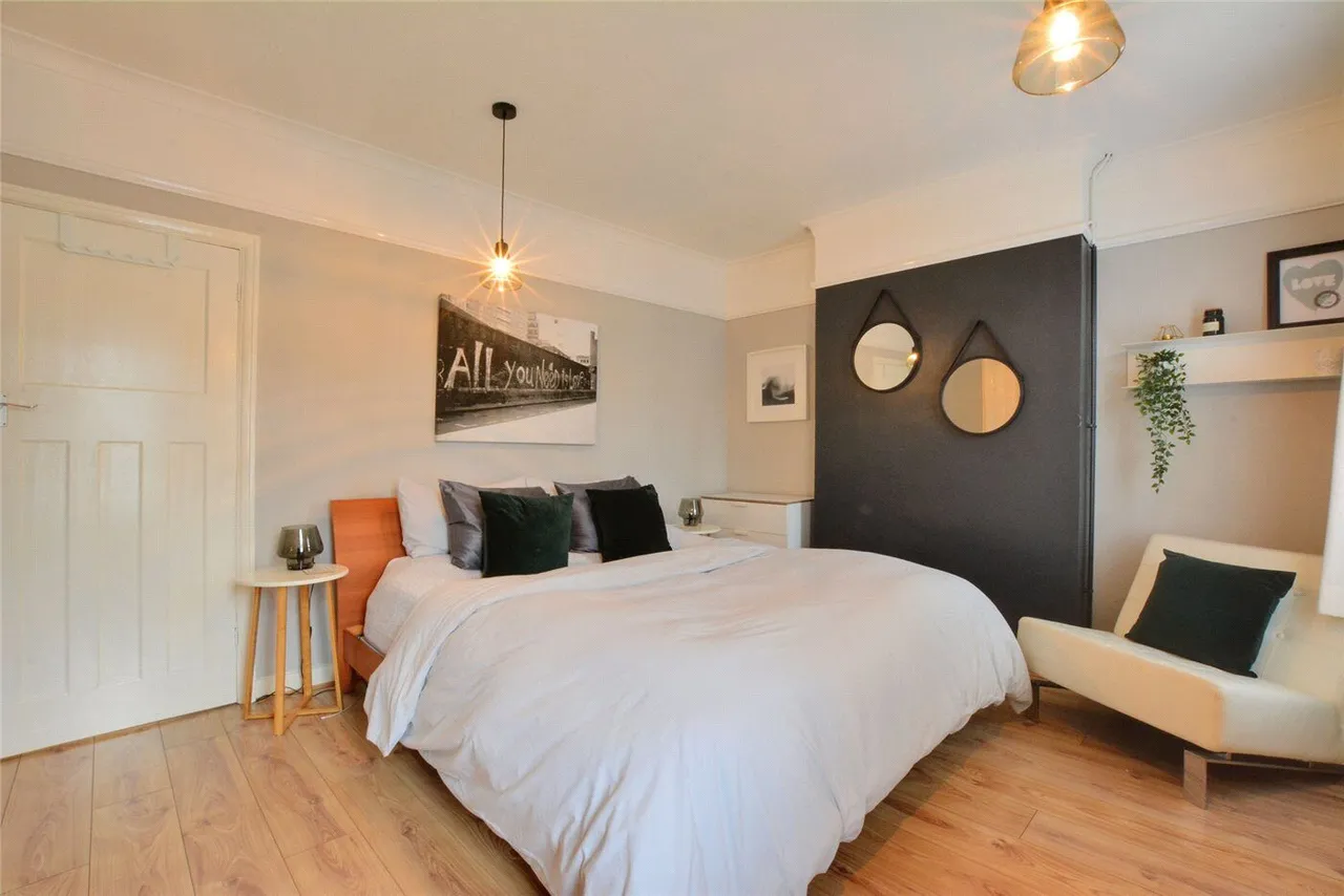 Plum Lane, London, SE18, photo 10