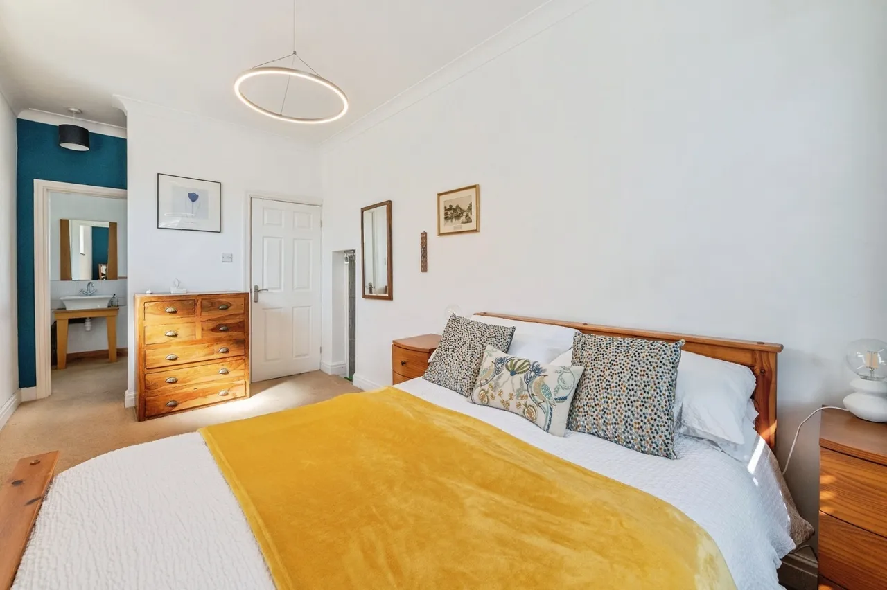 Elm Grove, Thorpe Bay, Essex, SS1, photo 19