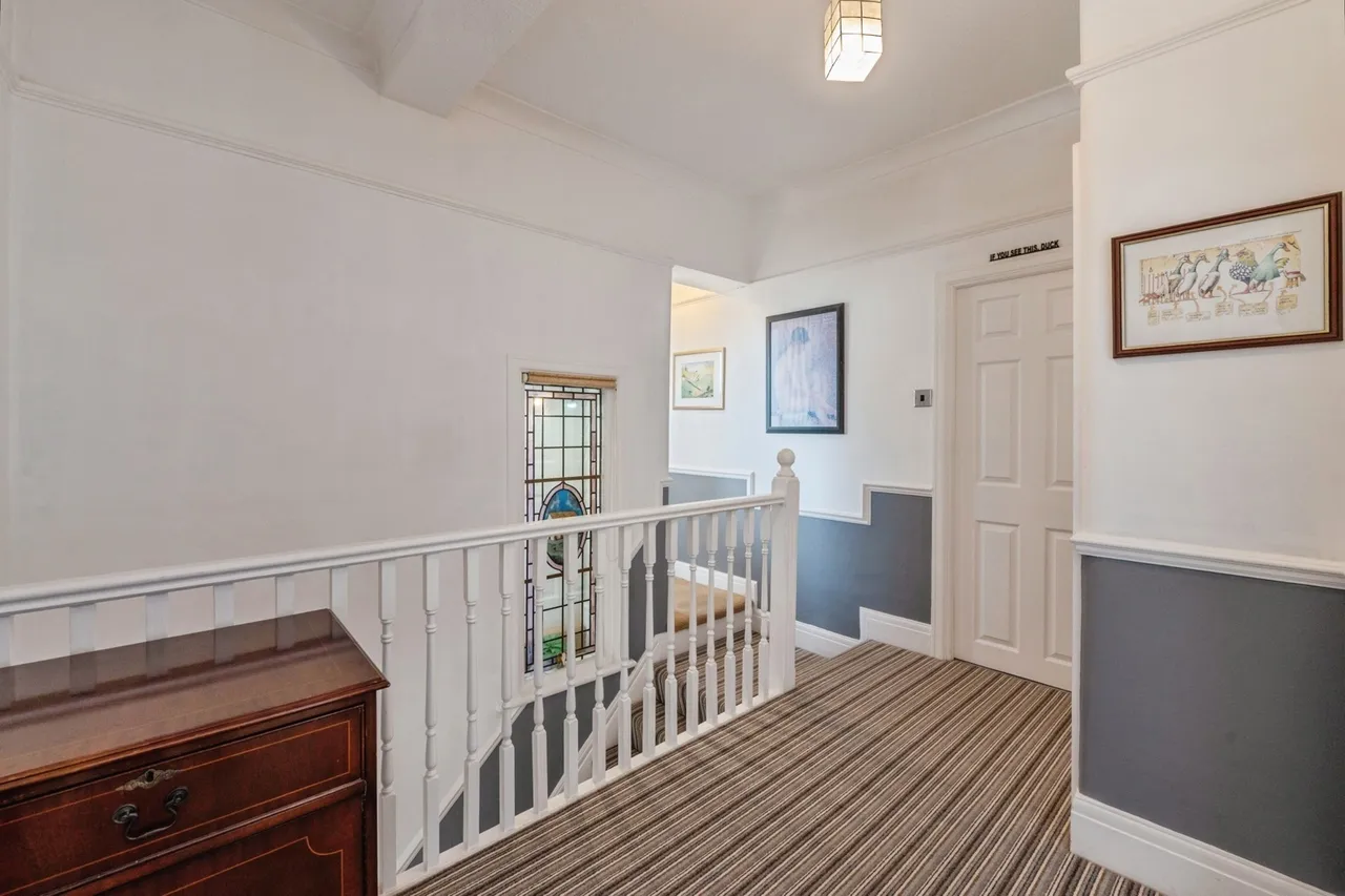 Elm Grove, Thorpe Bay, Essex, SS1, photo 26