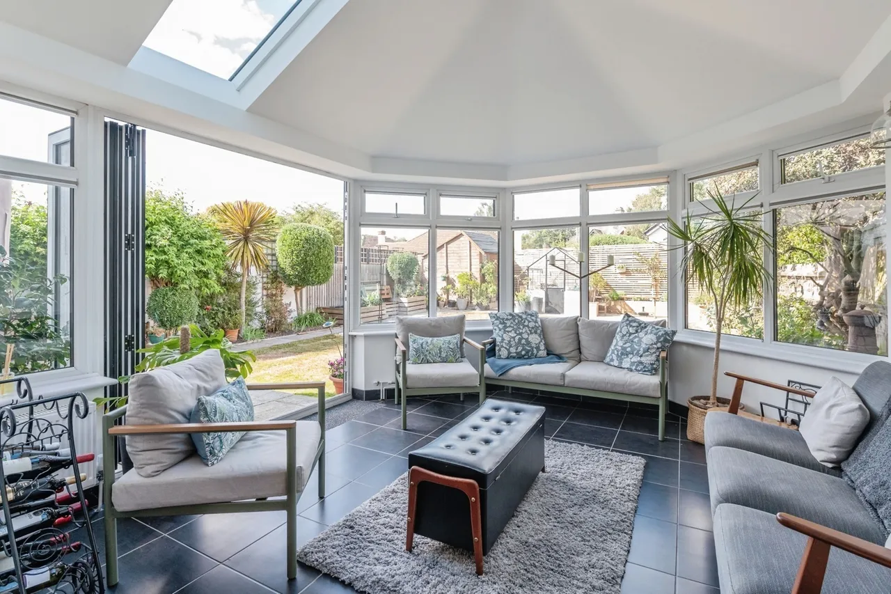 Elm Grove, Thorpe Bay, Essex, SS1, photo 6