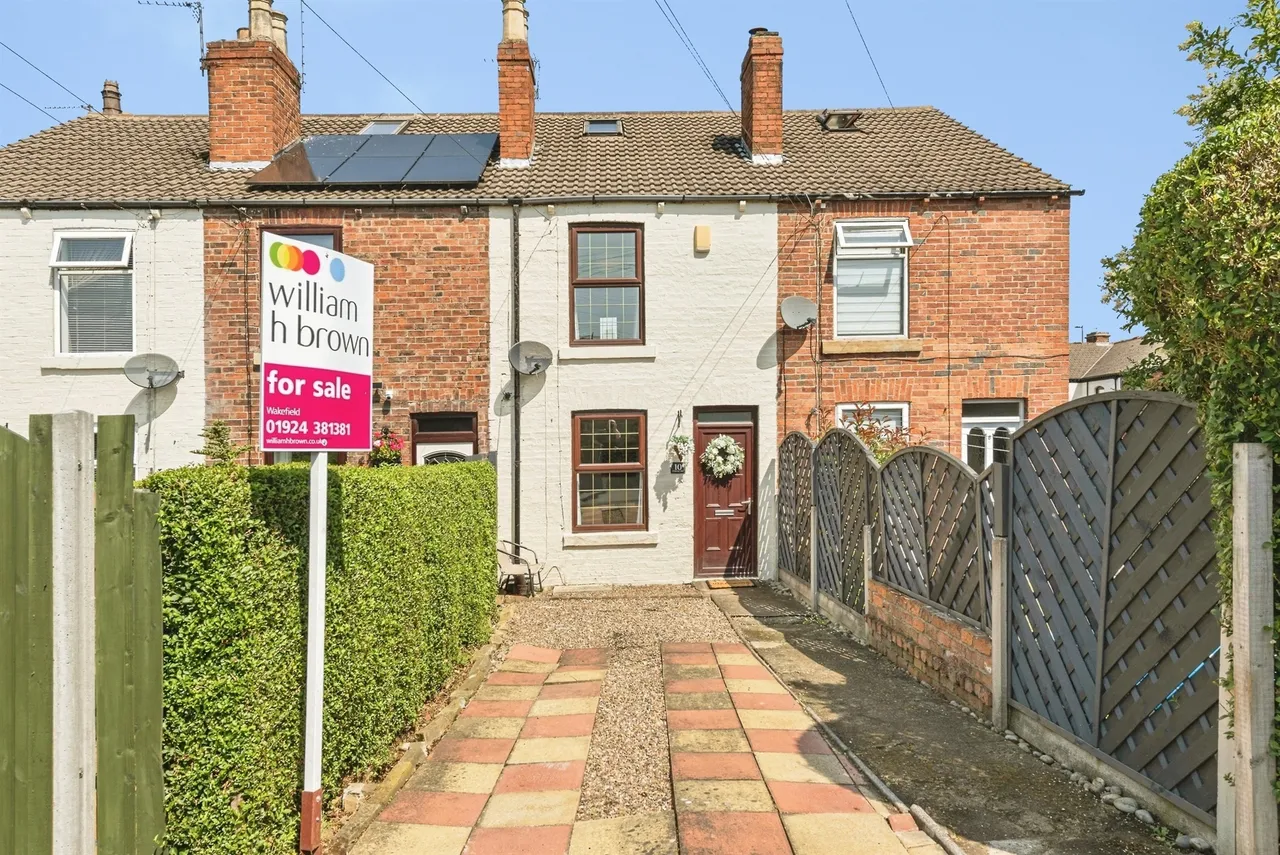 2 bed house for sale — Primrose Lane, Calder Grove, Wakefield
