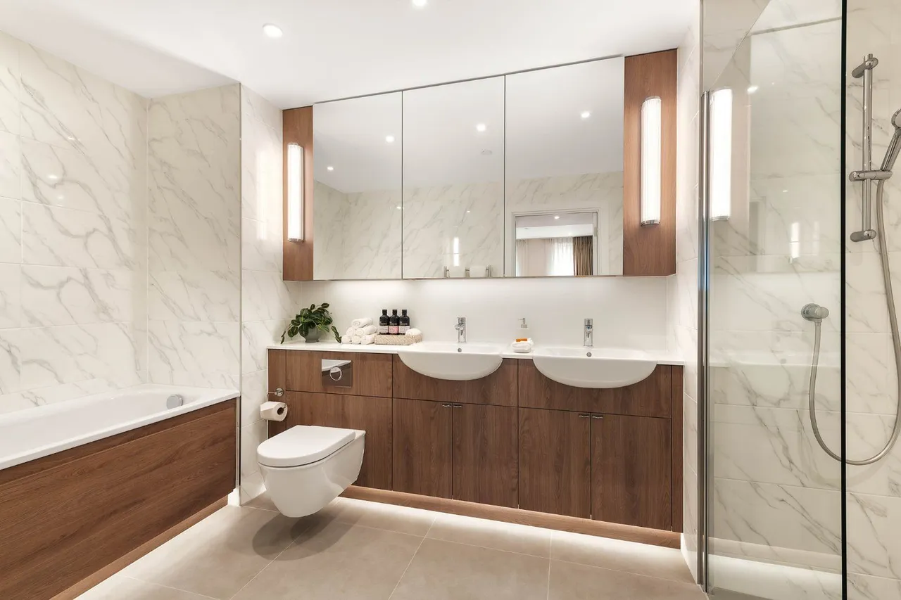 Central Avenue, London, SW6 2DD, photo 4