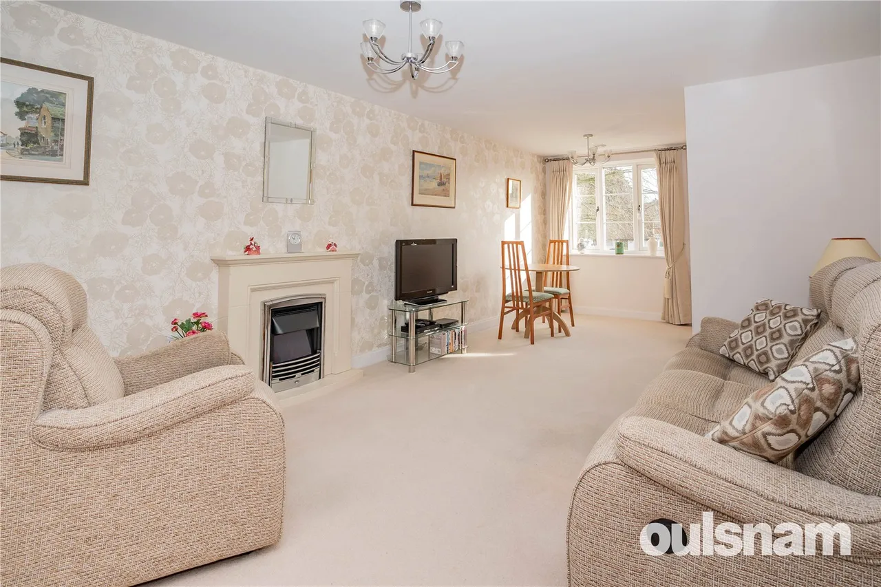 Oak Tree Lane, Bournville, Birmingham, West Midlands, B30 1UB, photo 2