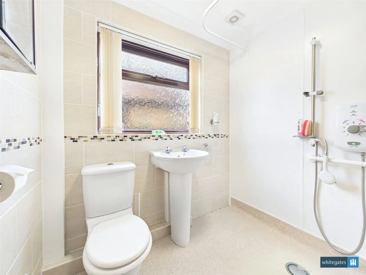 Harpenden Close, Dunscroft, DN7, photo 8