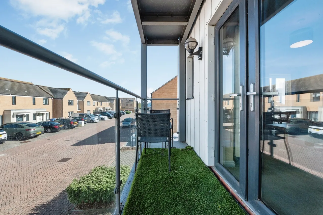 Falcon Avenue, South Ockendon, Essex, RM15, photo 2