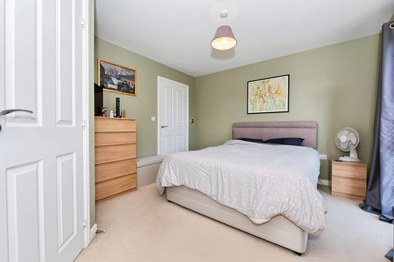 Falcon Avenue, South Ockendon, Essex, RM15, photo 5