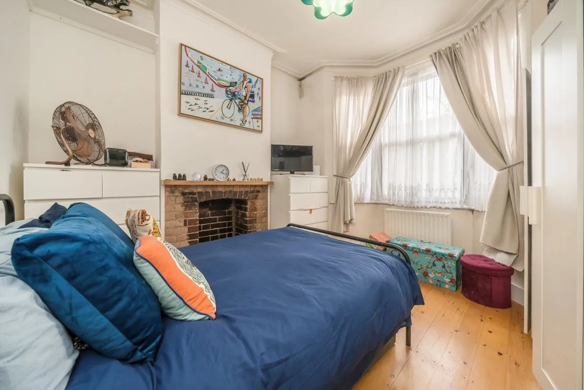 Holly Park Road, W7, photo 4