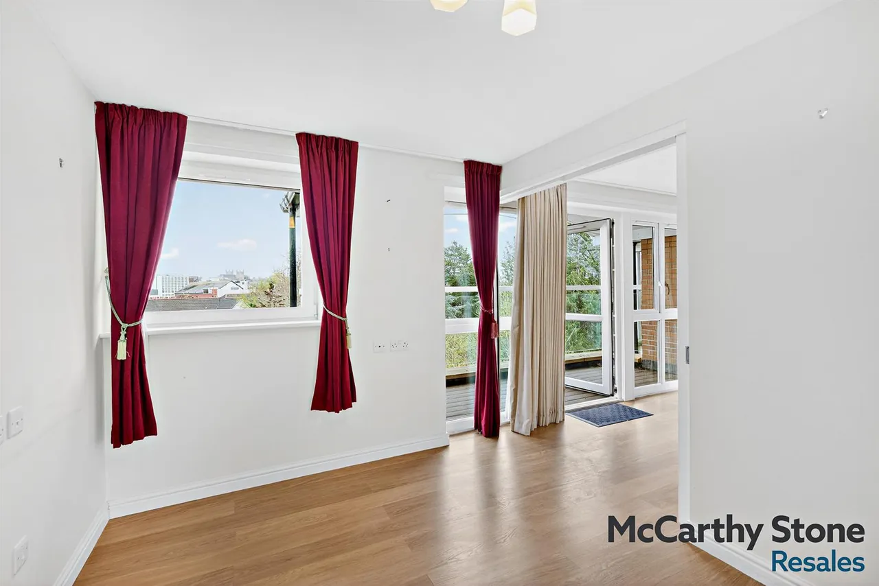 Cowick Street, Exeter, EX4, photo 9