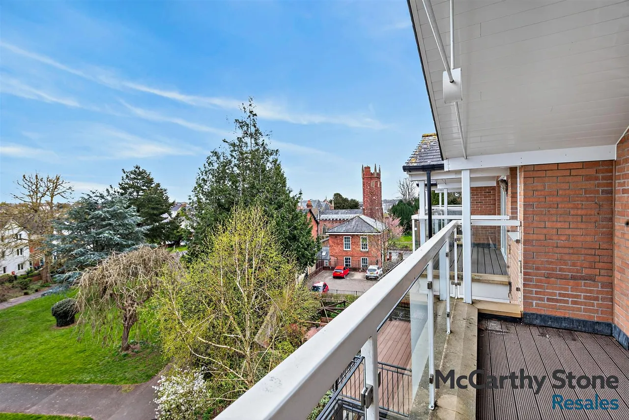 Cowick Street, Exeter, EX4, photo 3