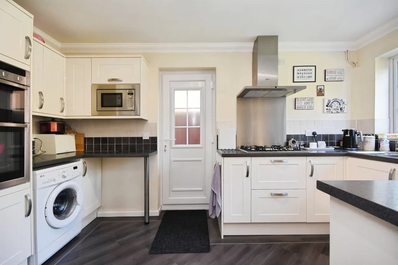 Honey Close, Great Baddow, Chelmsford, photo 3