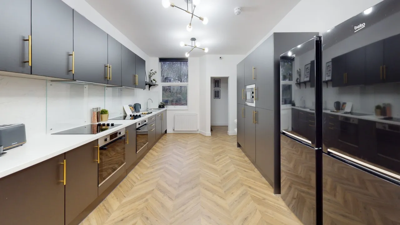 1 bed shared accommodation to rent, Central Road, Didsbury, M20