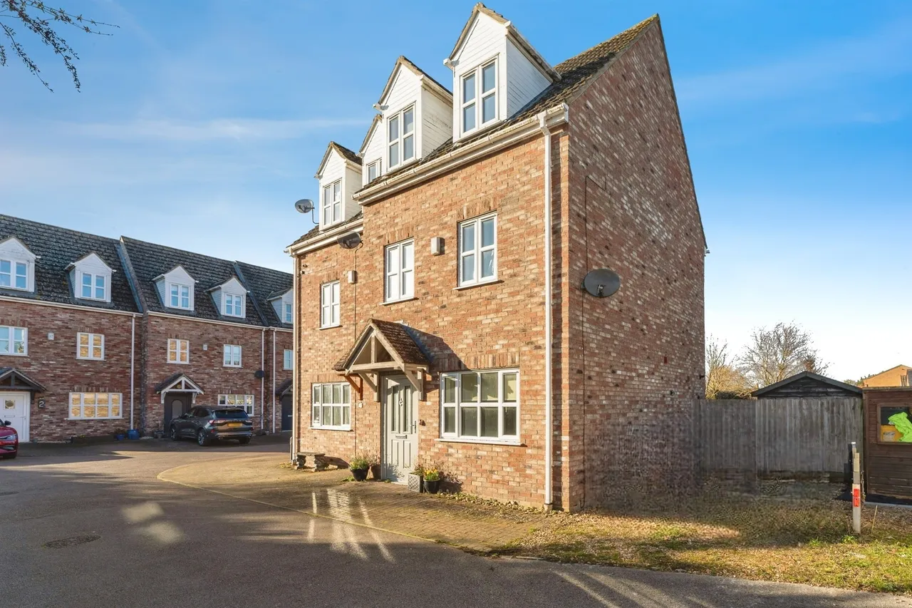 Old Bakery Close, Wimblington, PE15, photo 17