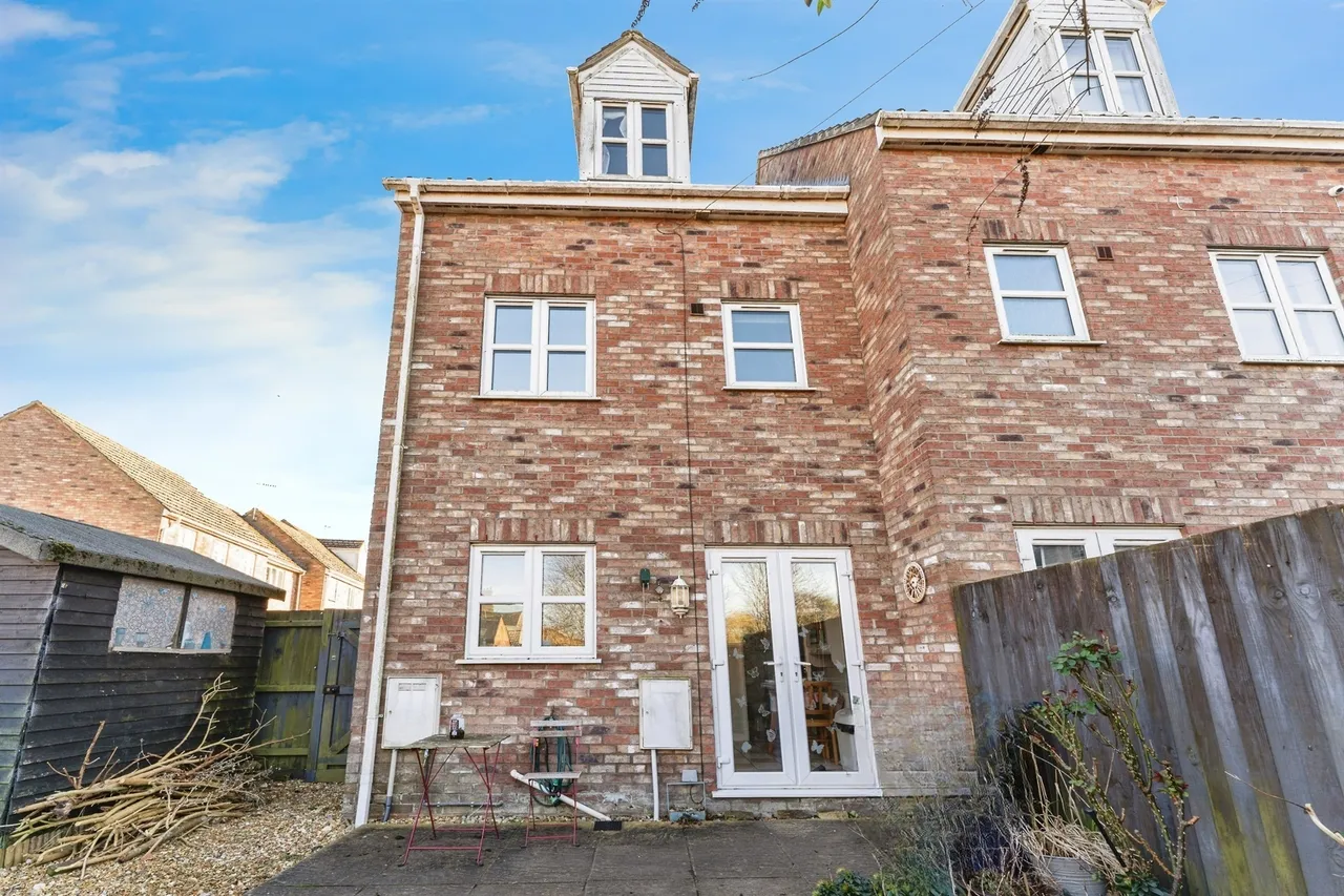 Old Bakery Close, Wimblington, PE15, photo 16