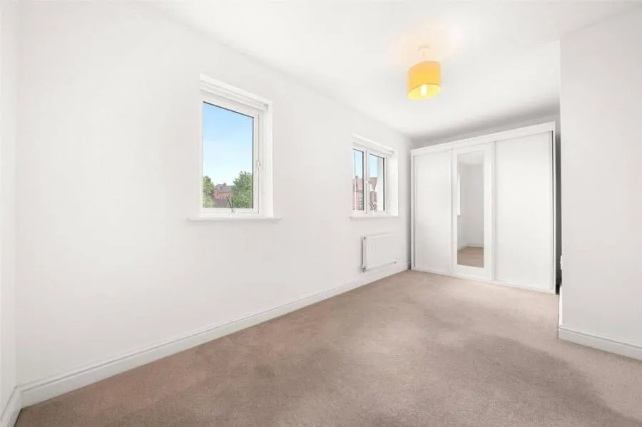 Outfield Crescent, Wokingham, RG40, photo 7