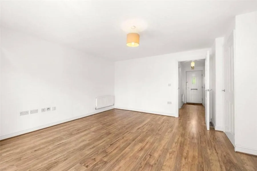 Outfield Crescent, Wokingham, RG40, photo 14