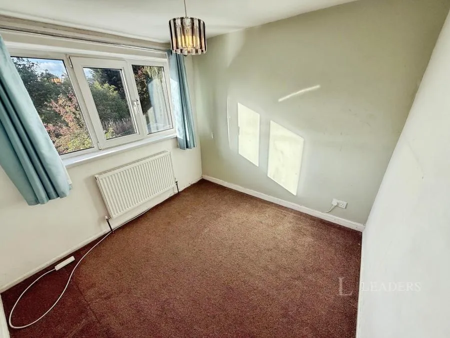 Grange Road, Royston, S71, photo 7